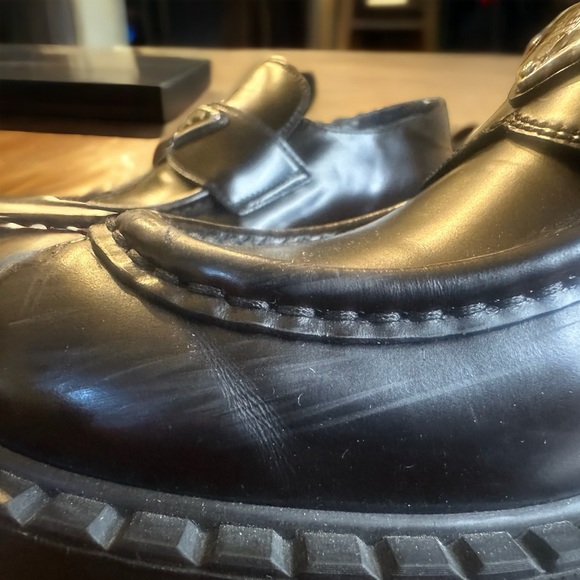 Authentic Prada Women's Triangle Logo Loafers Spazzolato Leather Black 38 - Picture 12 of 12